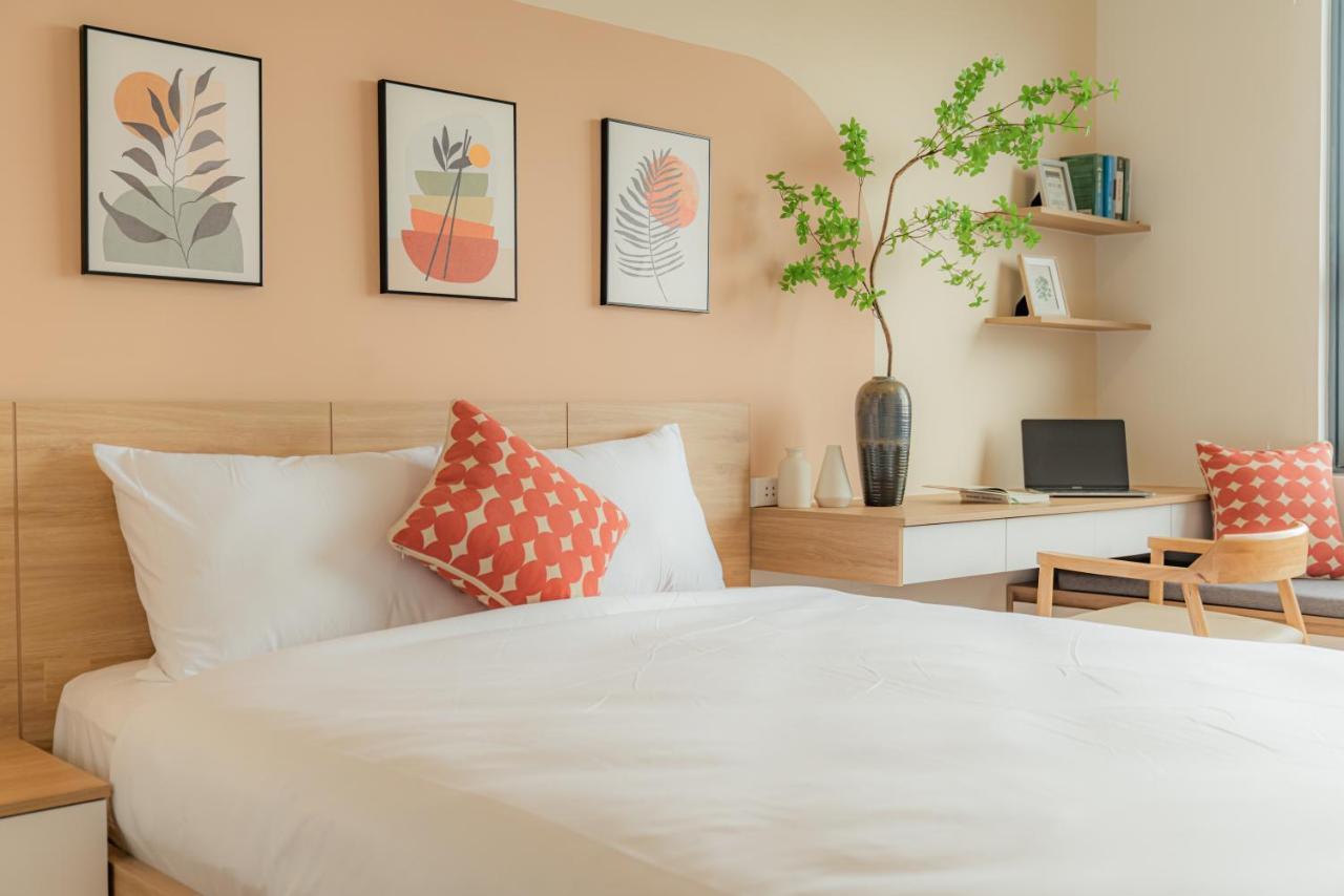 9Trip Stay In Soho Residence - 3 Bedrooms Apartment In District 1, Next To Bui Vien Walking Street - Free Saigon Nightlife Walking Tour Ho Chi Minh-Byen Eksteriør billede