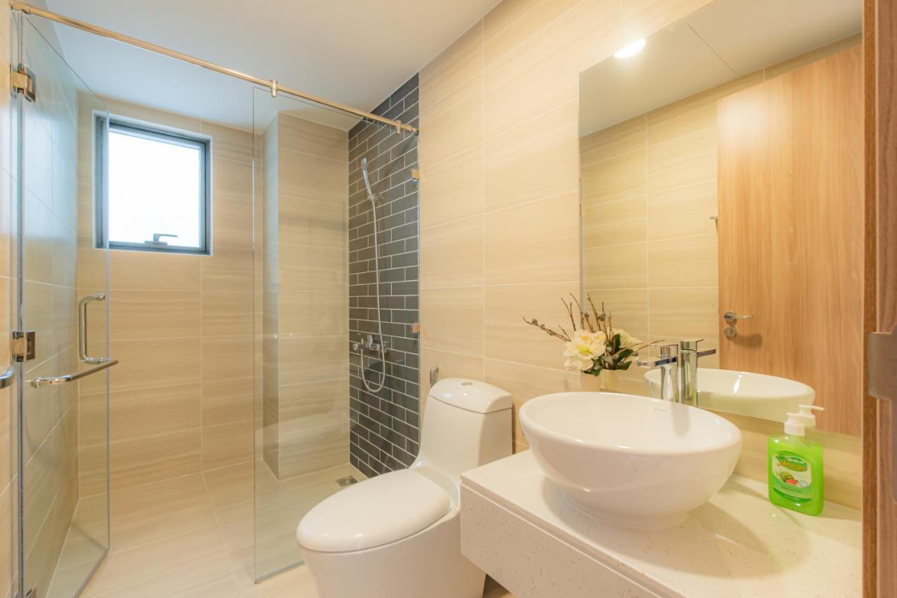9Trip Stay In Soho Residence - 3 Bedrooms Apartment In District 1, Next To Bui Vien Walking Street - Free Saigon Nightlife Walking Tour Ho Chi Minh-Byen Eksteriør billede