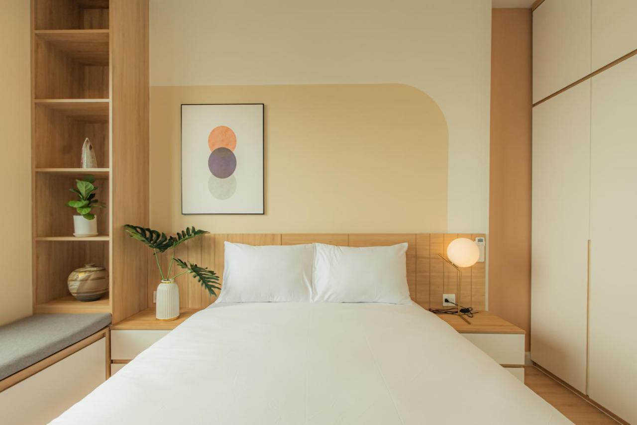 9Trip Stay In Soho Residence - 3 Bedrooms Apartment In District 1, Next To Bui Vien Walking Street - Free Saigon Nightlife Walking Tour Ho Chi Minh-Byen Eksteriør billede