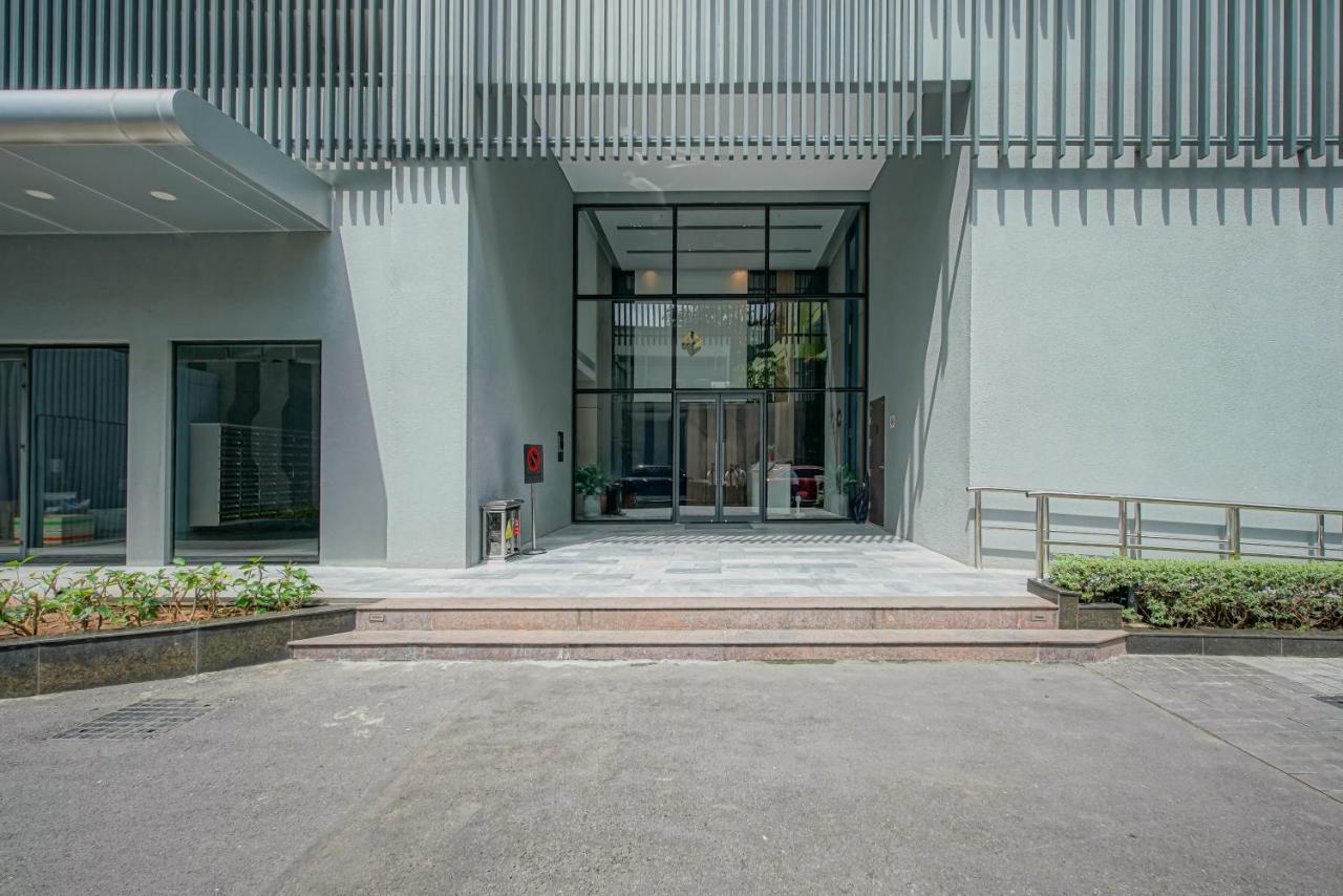 9Trip Stay In Soho Residence - 3 Bedrooms Apartment In District 1, Next To Bui Vien Walking Street - Free Saigon Nightlife Walking Tour Ho Chi Minh-Byen Eksteriør billede