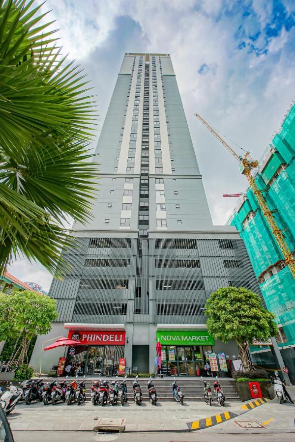 9Trip Stay In Soho Residence - 3 Bedrooms Apartment In District 1, Next To Bui Vien Walking Street - Free Saigon Nightlife Walking Tour Ho Chi Minh-Byen Eksteriør billede